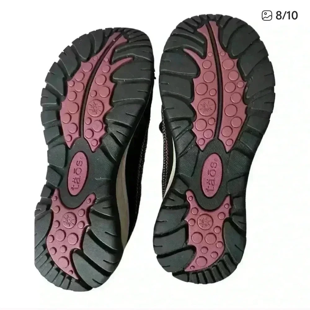 Taos Women's Motion City Hiker Burgundy/Black Embossed Suede Gorpcore Hiker ~ 7 - Picture 2 of 9